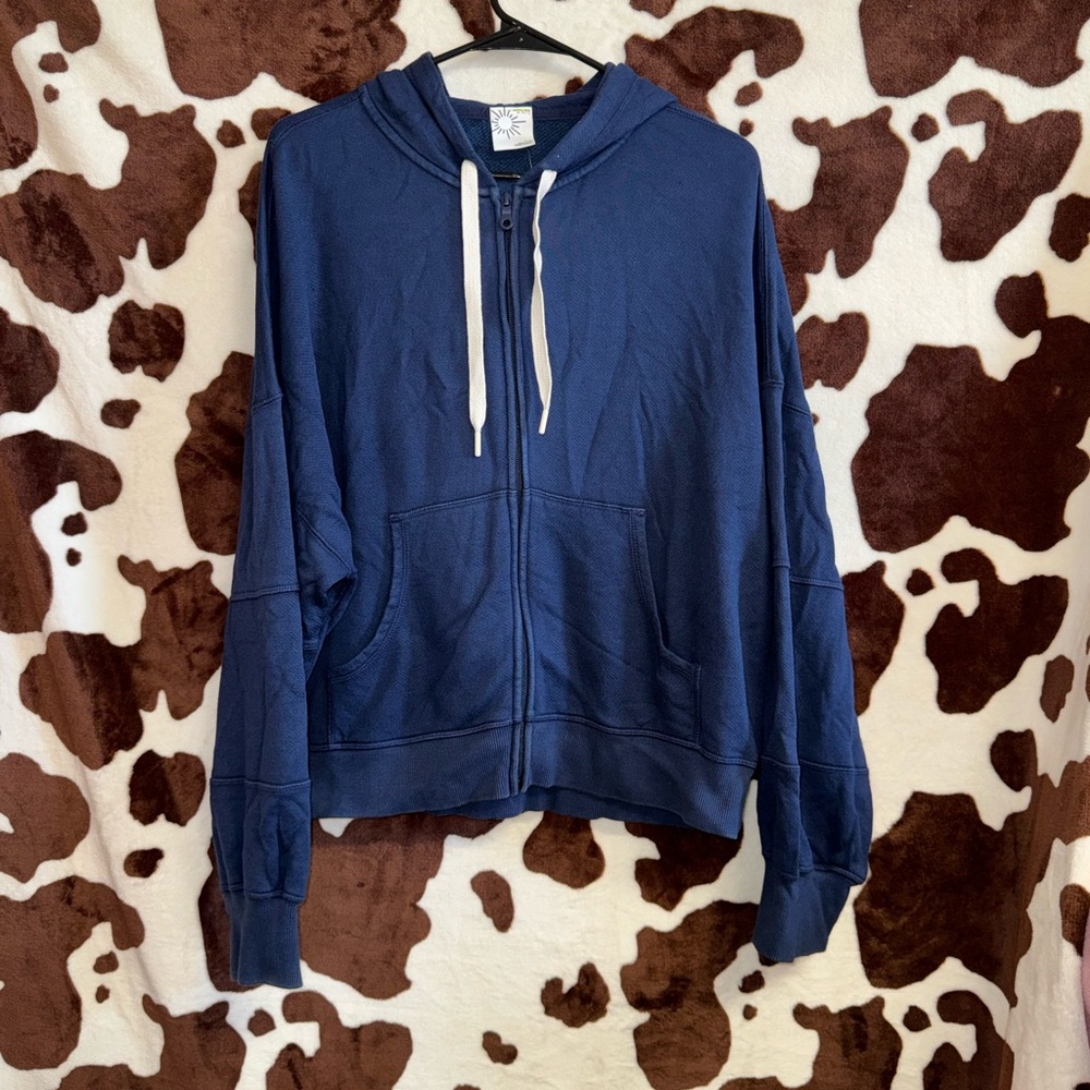 Aerie NWT Navy Zip-Up Hoodie with White Drawstrings
